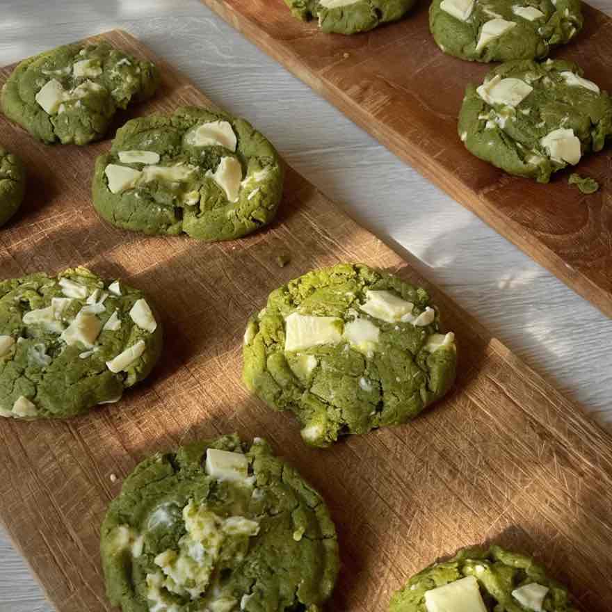 Cookies maison au matcha vanille et chocolat blanc